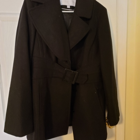 Coat - Picture 3 of 3